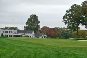 Wannamoisett 18th Approach